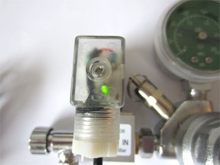 green LED incdicate open valve